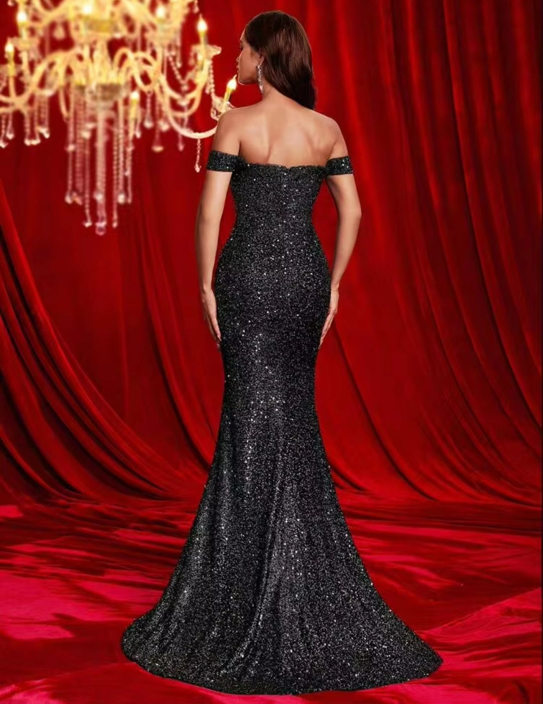 Vestido negro lentejuelas off-the-shoulder corte sirena