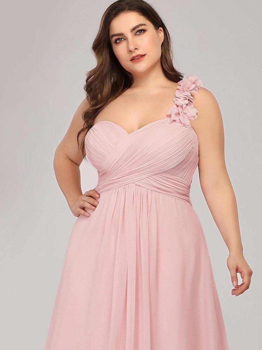 Vestido rosa de una manga con corte imperio