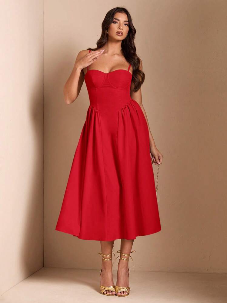 Vestido rojo con escote corazón bolsas invisibles