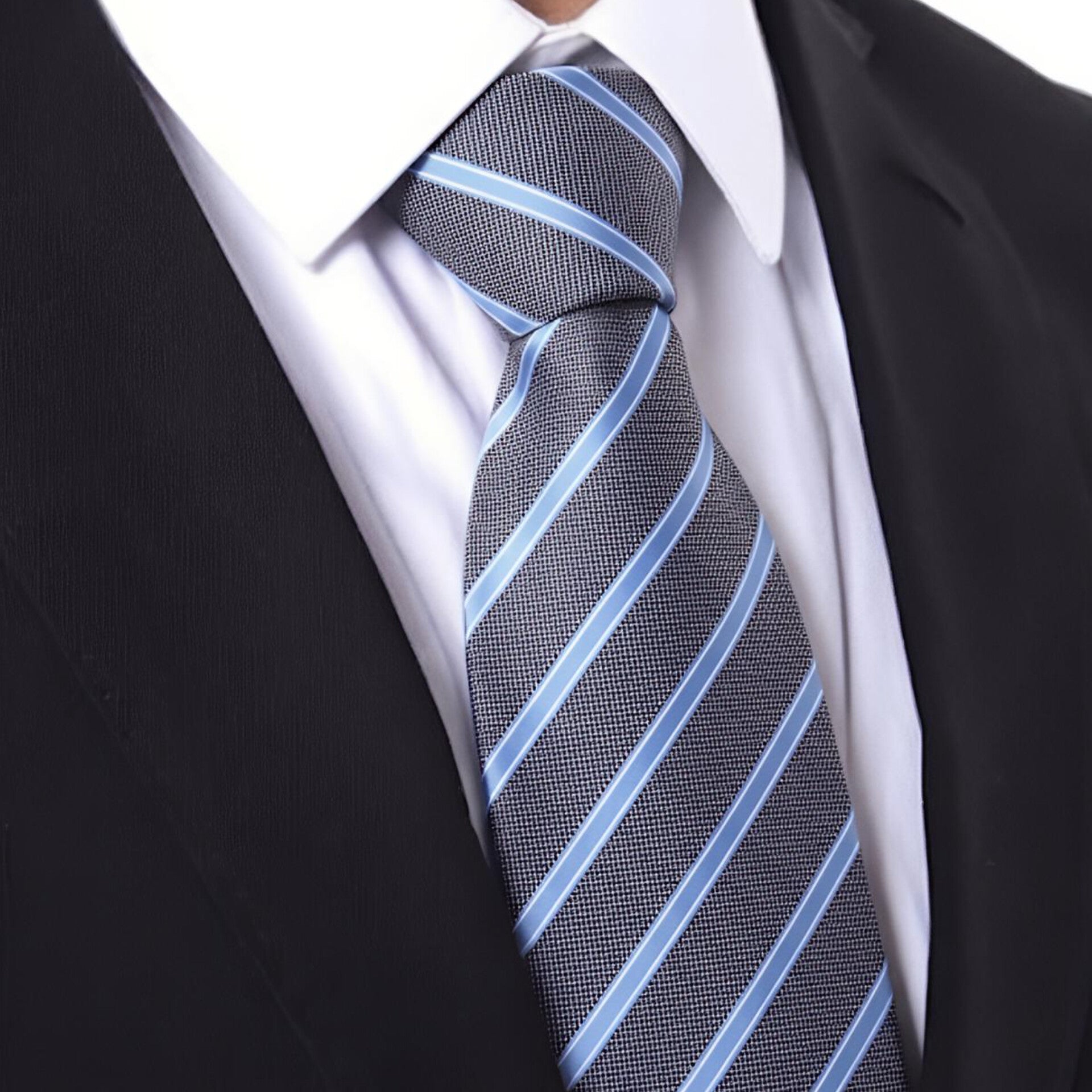CORBATA GRIS