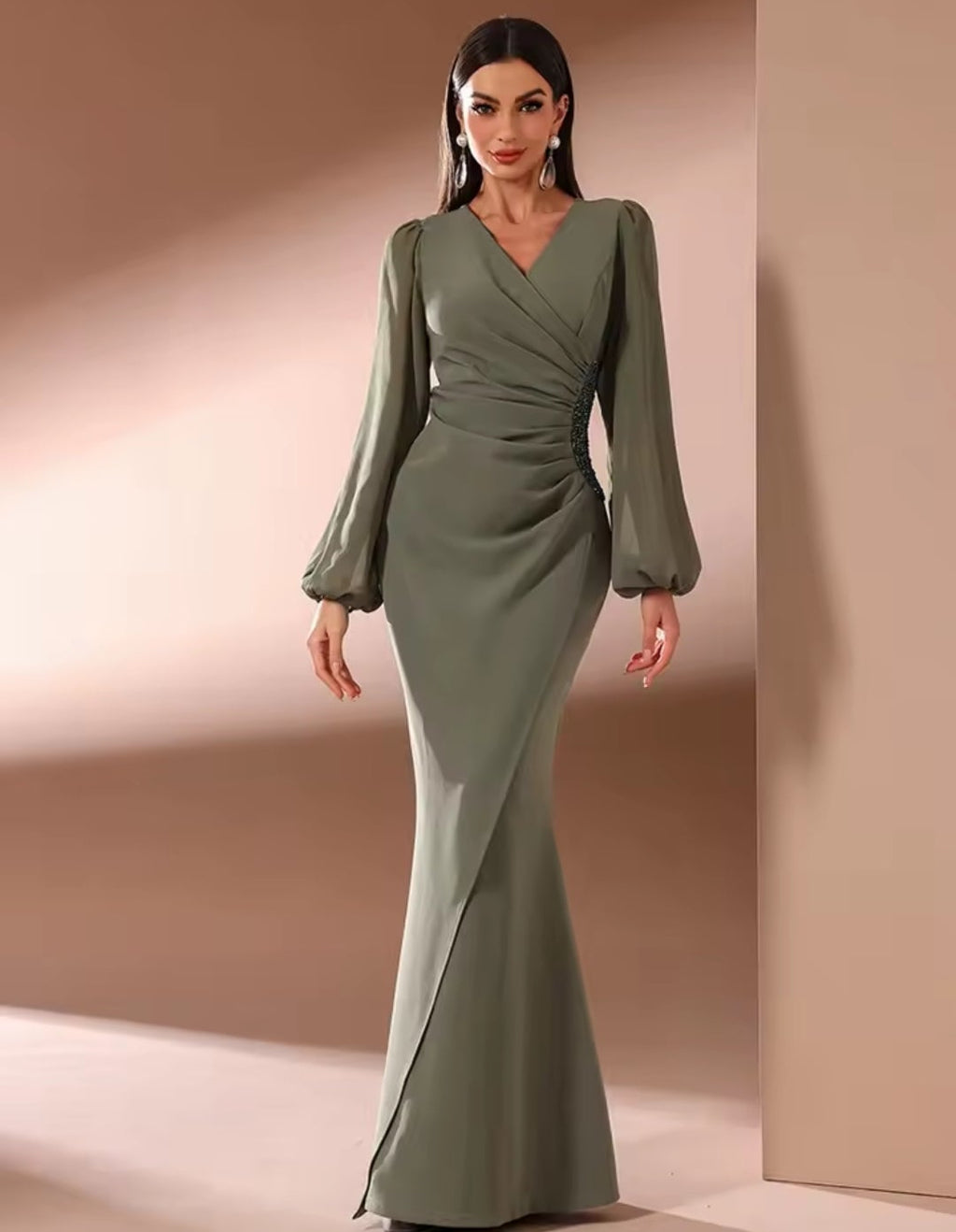 Vestido verde oliva manga larga