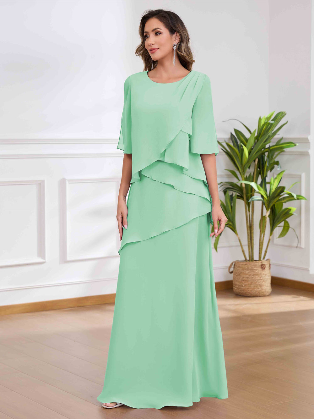 Vestido verde menta con drapeado corte recto