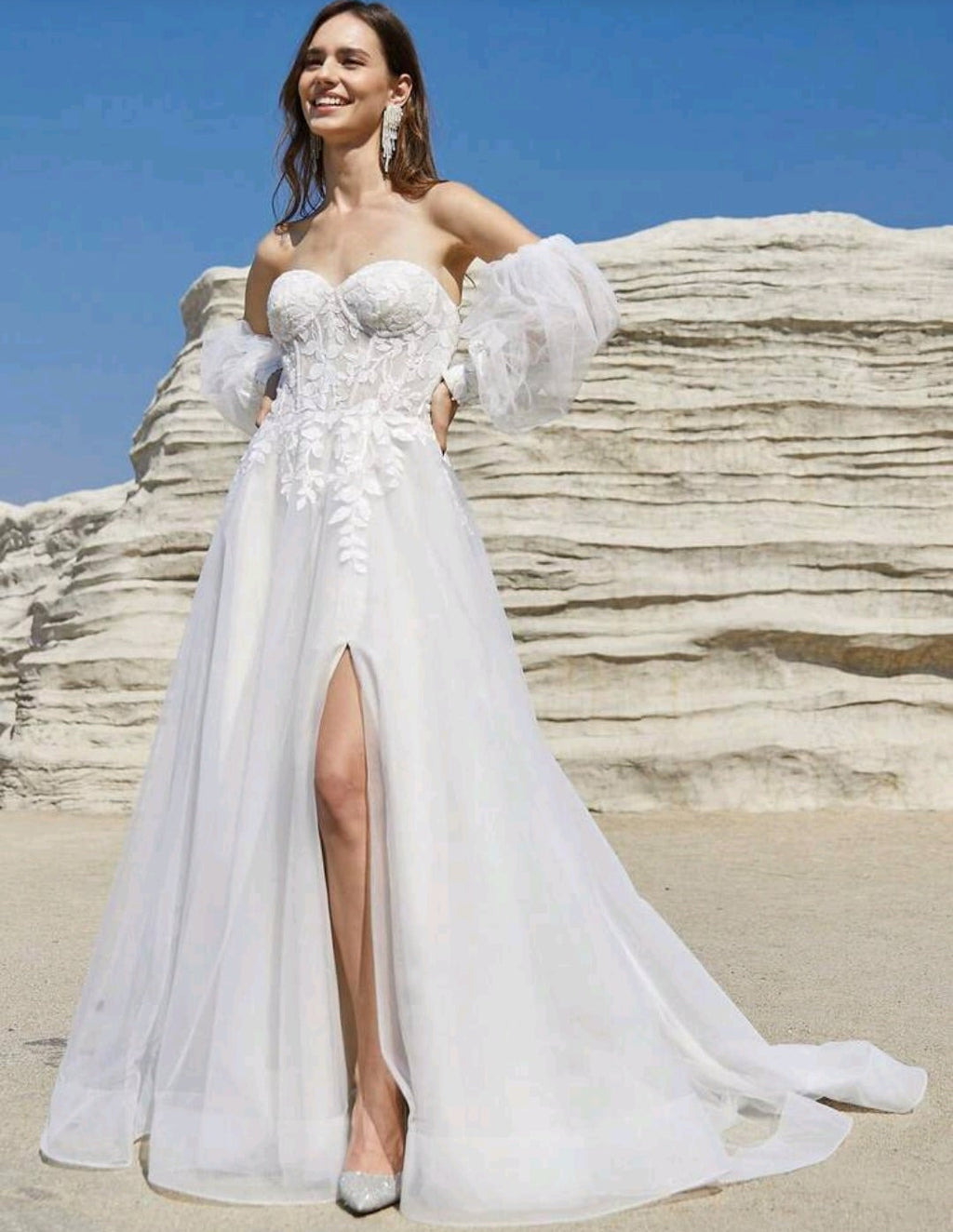 Vestido de Novia "Ethereal Romance" – Corset de Encaje y Mangas Bishop