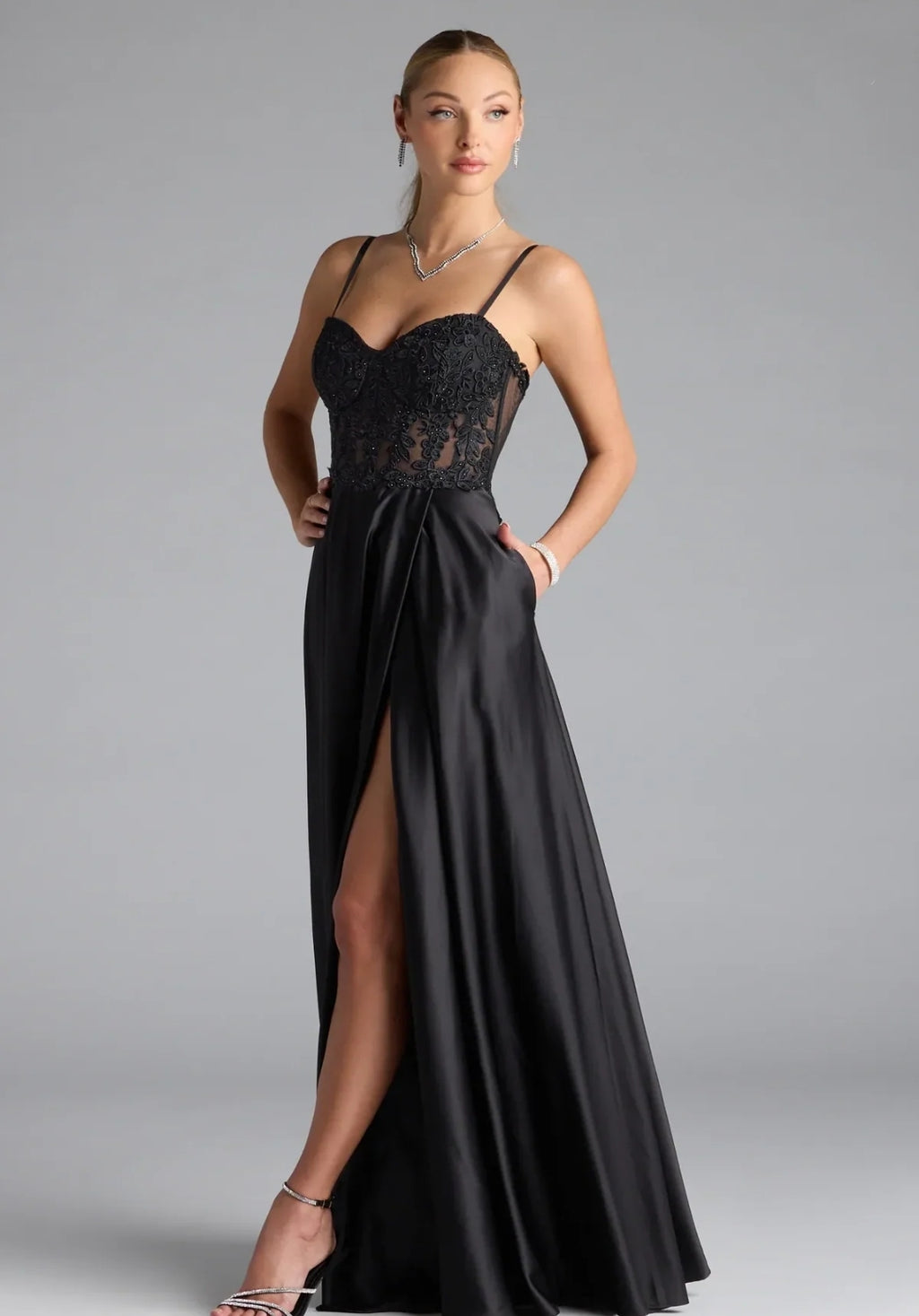 Vestido Antonina con corsé