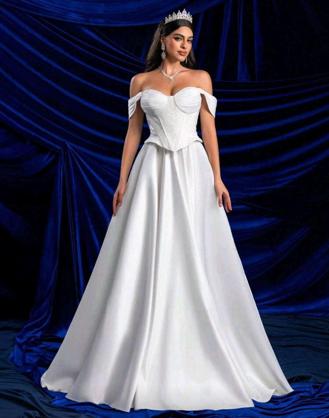 Vestido de Novia "Reina de Corazones" – Majestuosidad en Raso y Pedrería