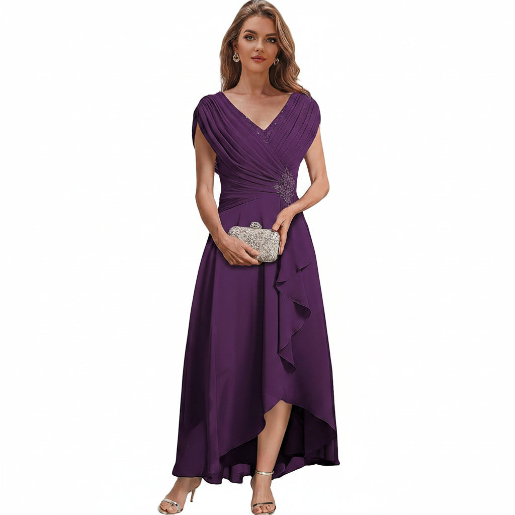 Vestido morado uva formal con cuello en V