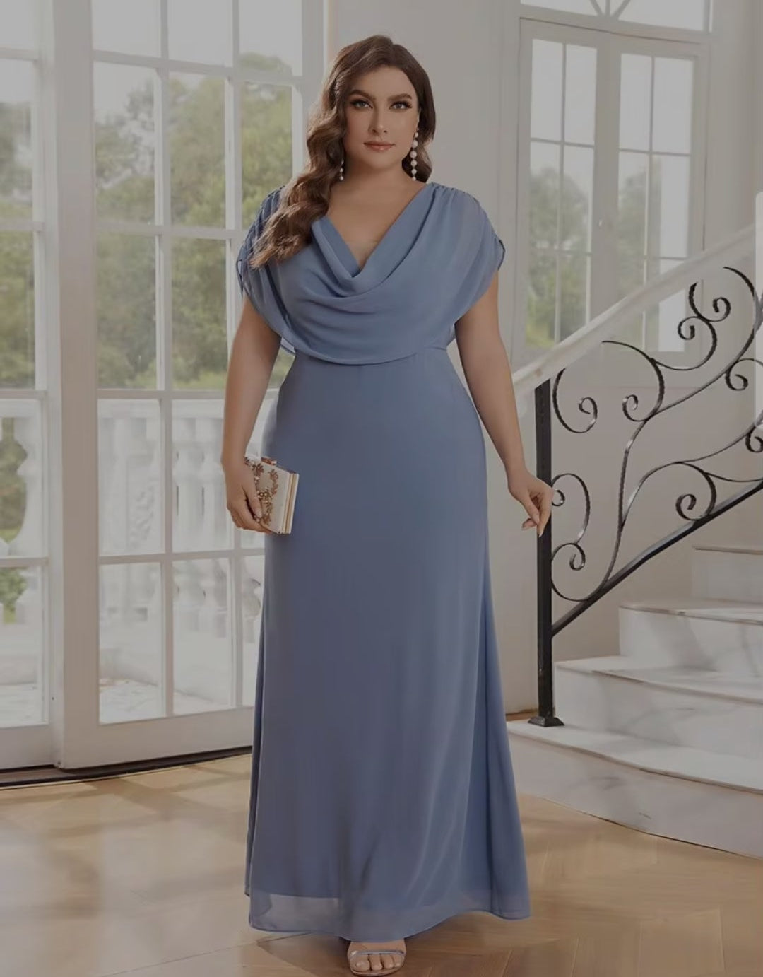 Vestido dusty blue manga capa corte recto