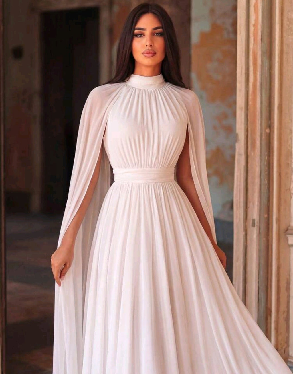 Vestido de Gala Etéreo con Capa Integrada y Falda de Gasa