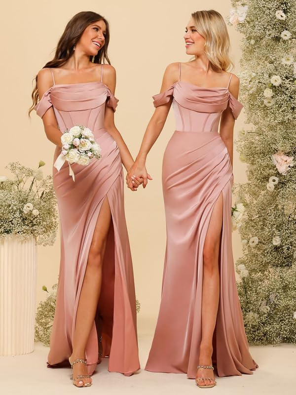 Vestido palo rosa off-the-shoulder satinado con abertura lateral