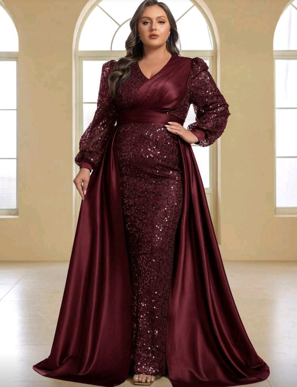 Vestido vino lentejuelas y falda satinada manga larga