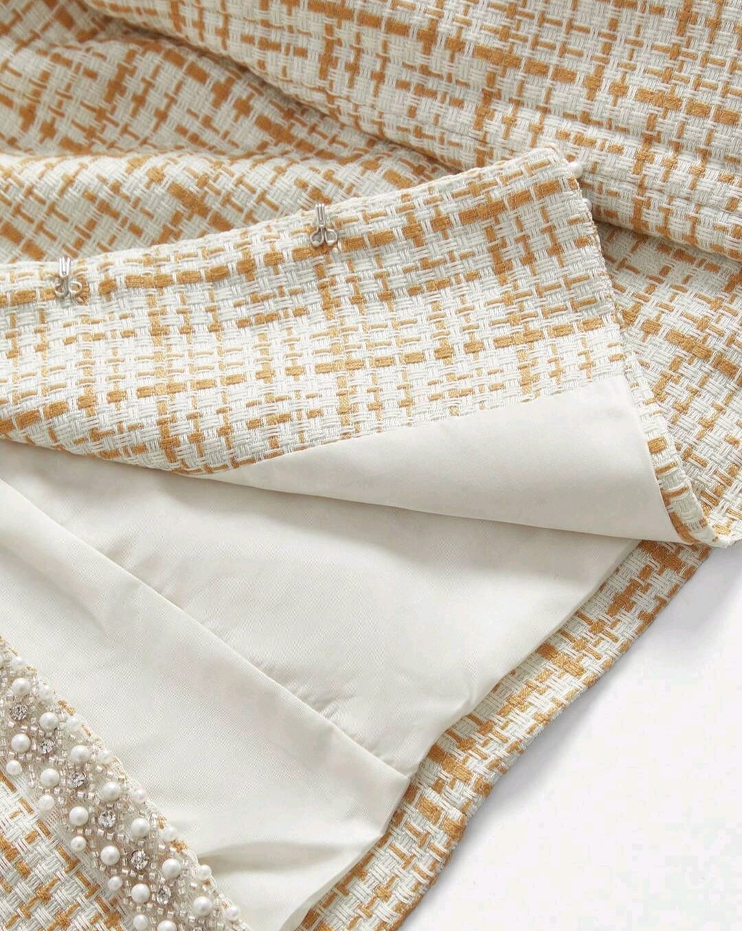 Conjunto 2 piezas saco y falda amarillo rayas