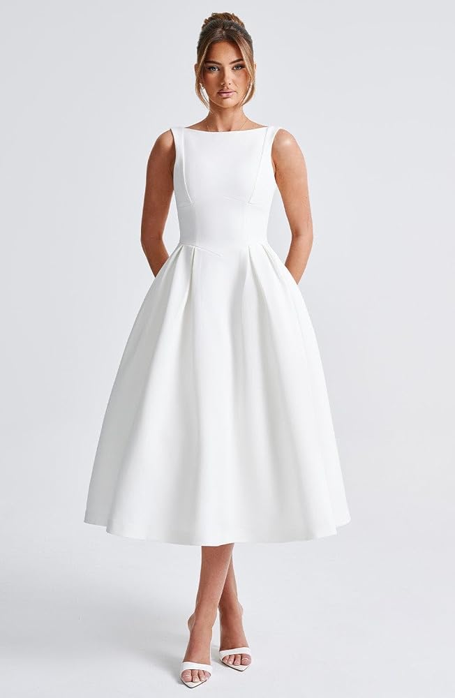 Vestido formal blanco corte A sin manga espalda semi abierta