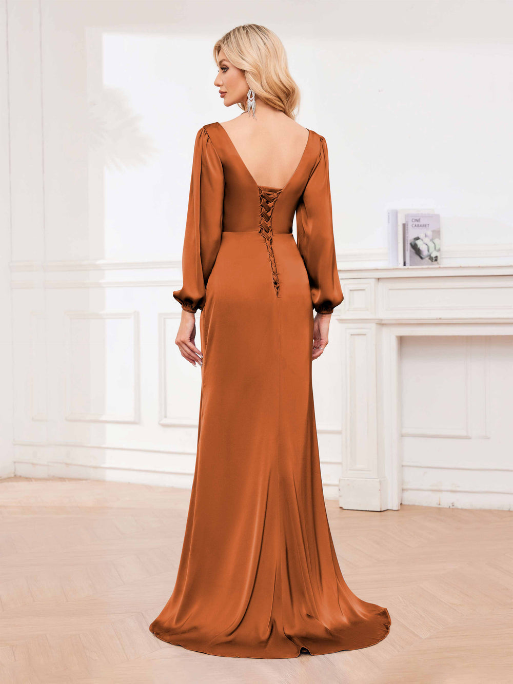 Vestido terracota manga larga con corsé en la parte de atrás