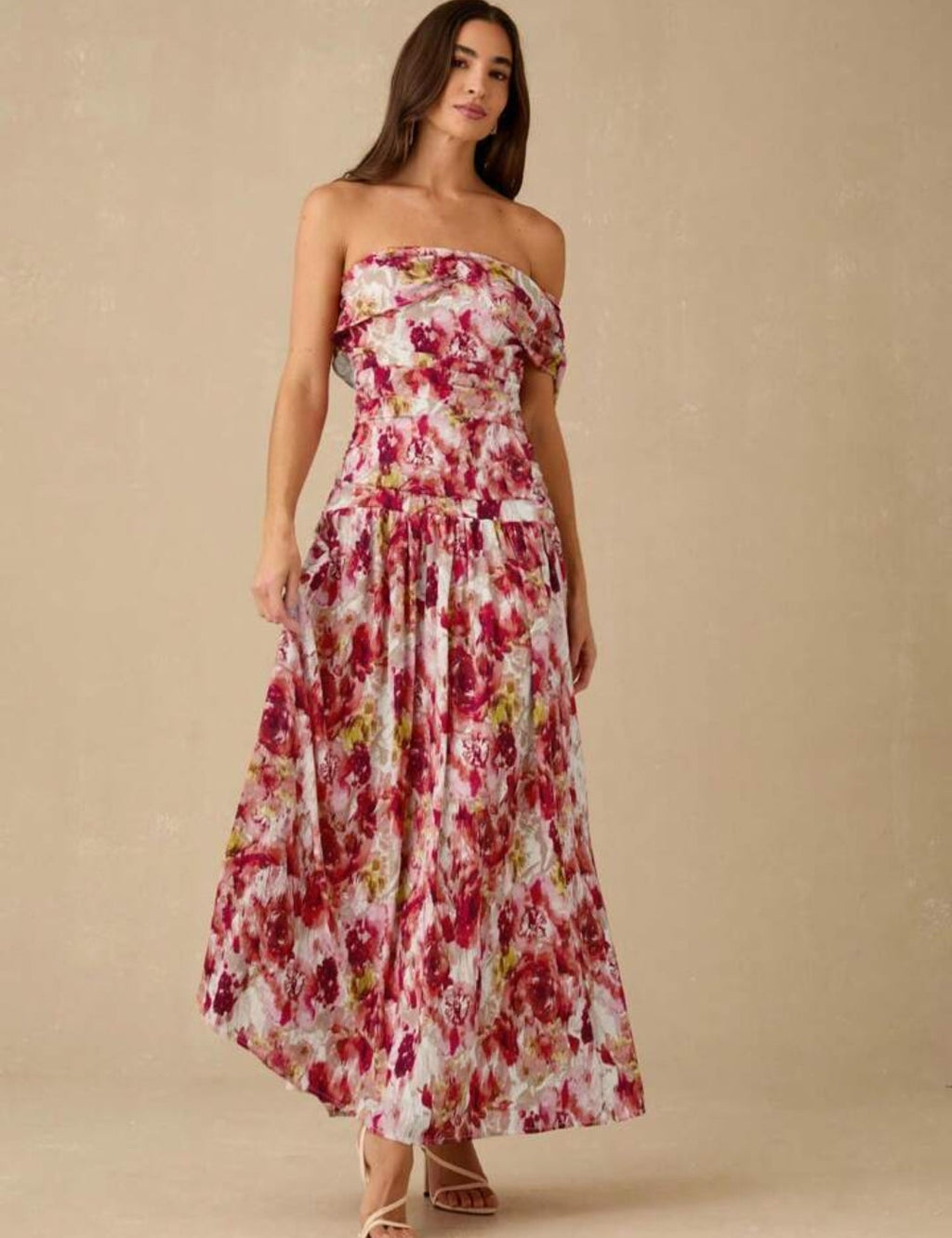 Vestido con estampado floral una manga