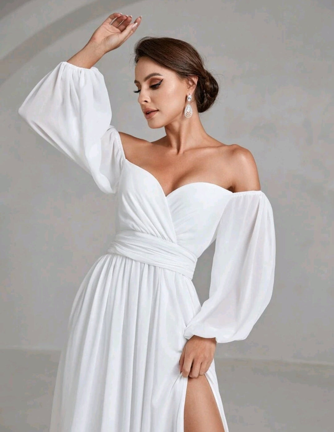 Vestido de Novia Chiffon "Elegancia Etérea" – Escote Corazón y Mangas Poeta