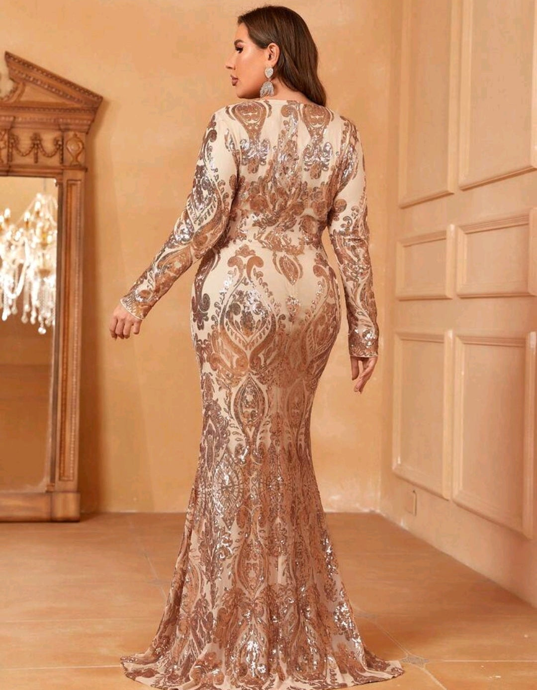 Vestido lentejuelas dorado manga larga