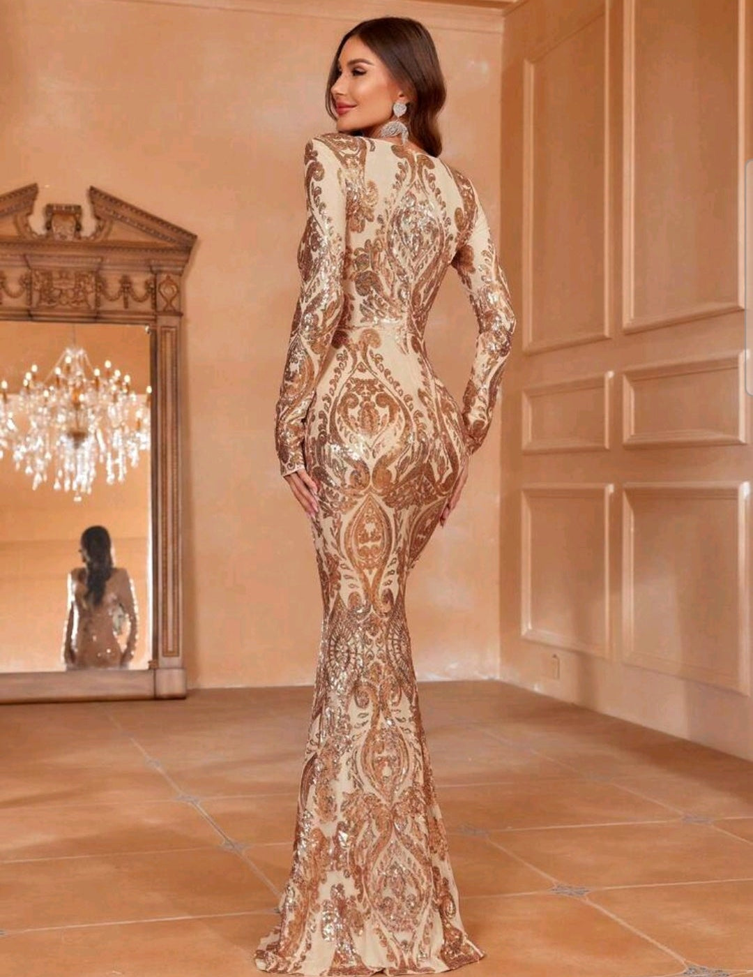 Vestido lentejuelas dorado manga larga