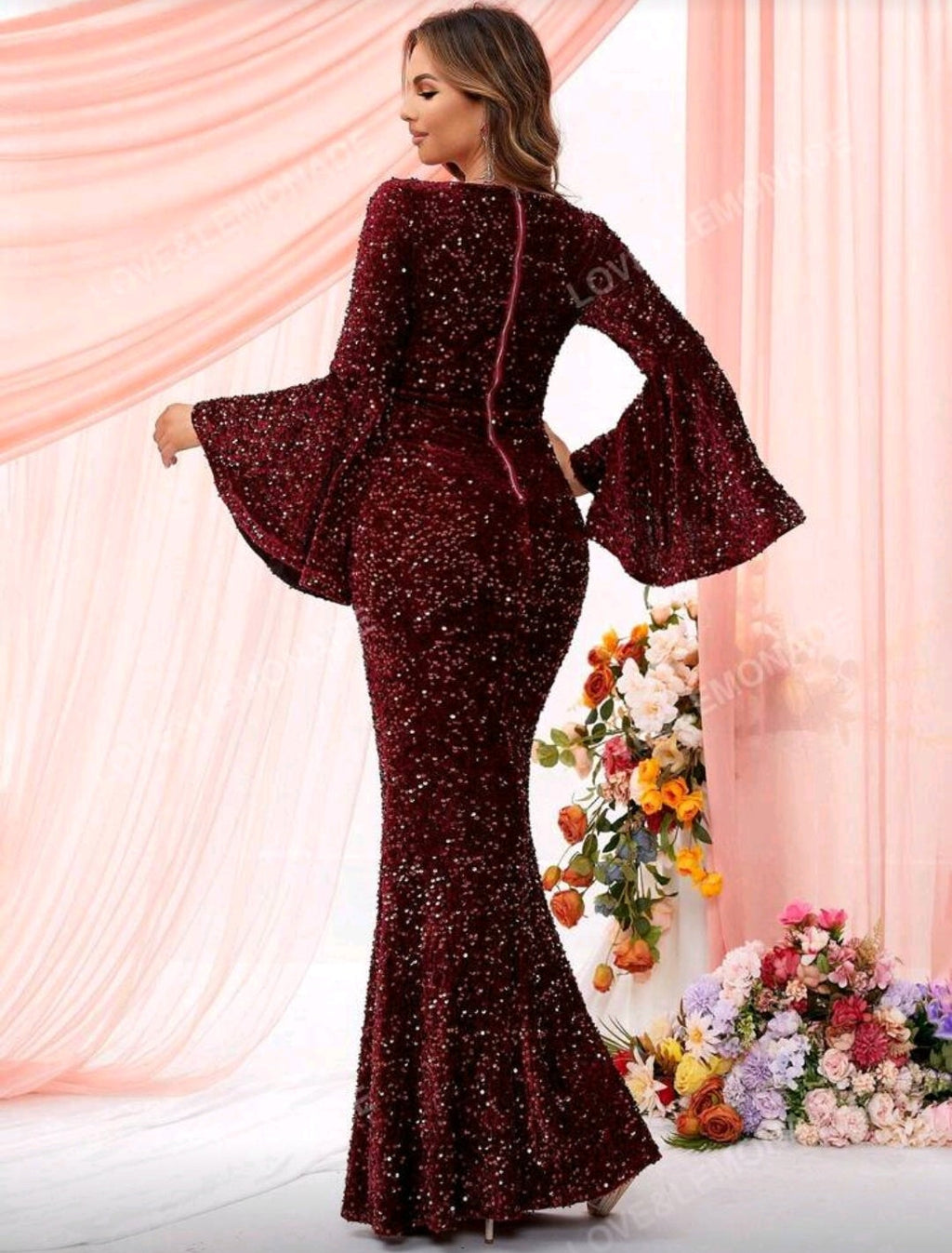 Vestido de lentejuelas vino corte sirena