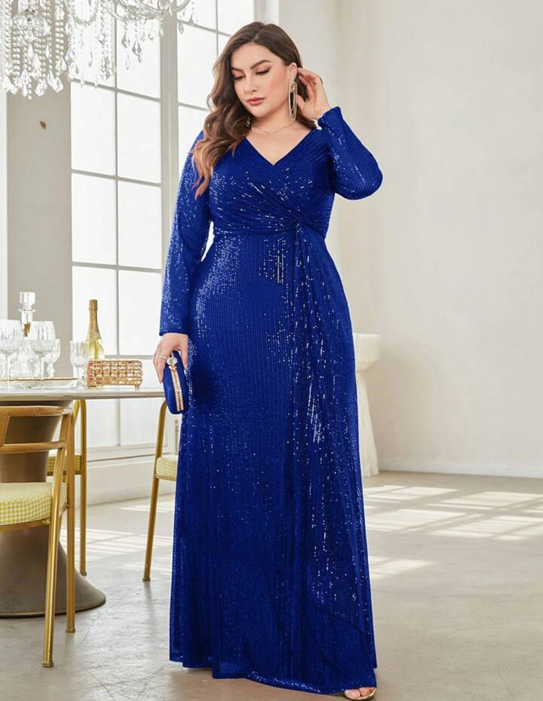 Vestido azul rey lentejuelas manga larga
