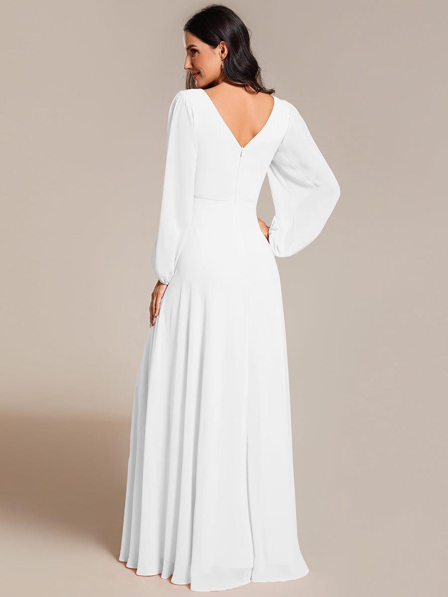 Vestido blanco manga larga corte A con aplicación plateada