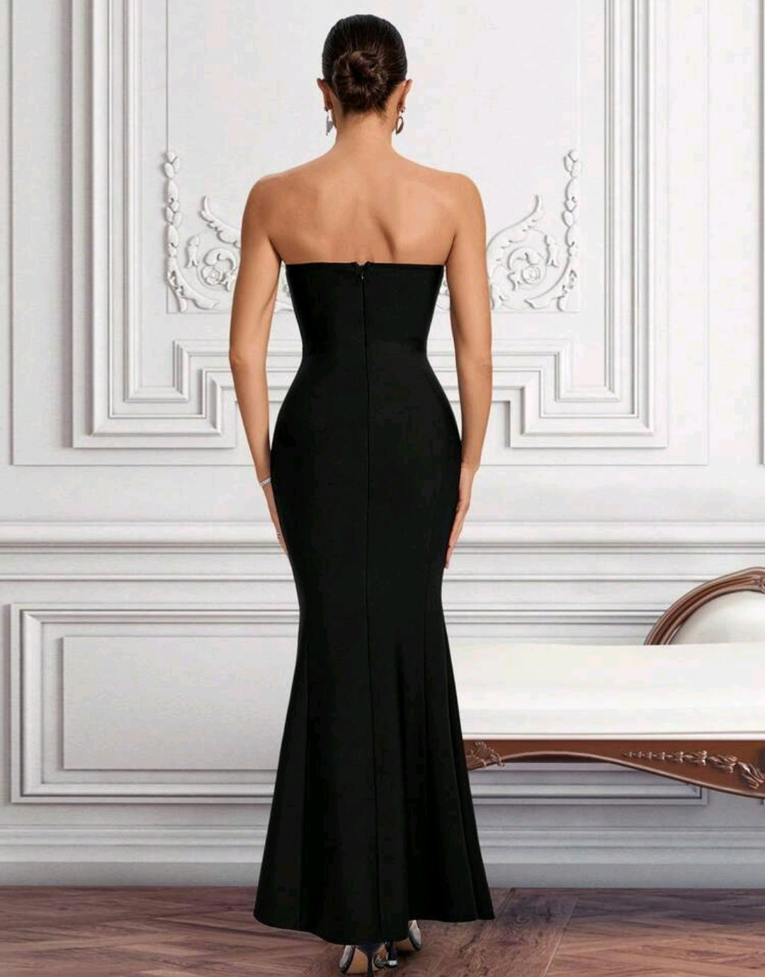 Vestido negro straple pegado al cuerpo