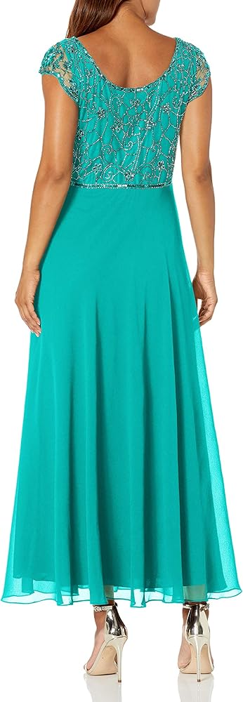 Vestido verde menta con pedrería y falda chiffon