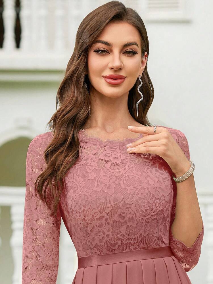 Vestido coral oscuro encaje manga 3/4 y falda chiffon