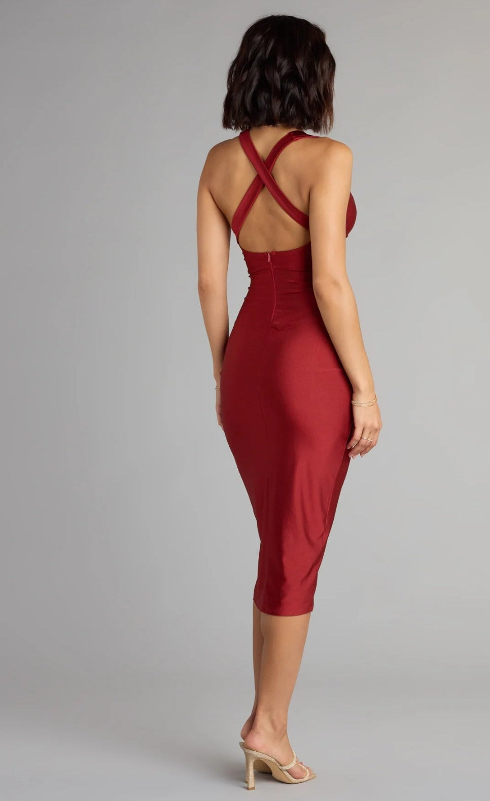 Vestido Terracota rojizo con escote en V pronunciado
