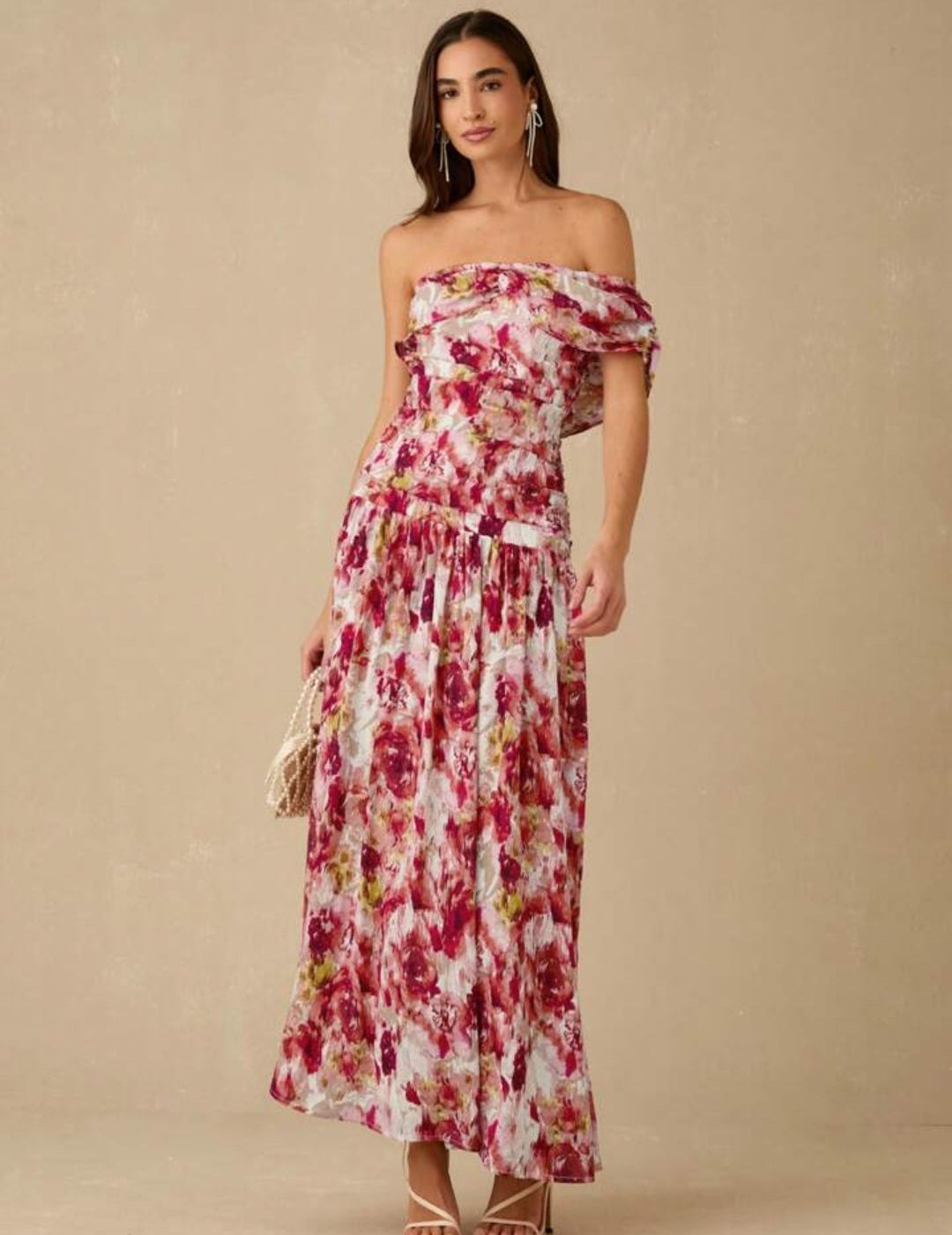 Vestido con estampado floral una manga