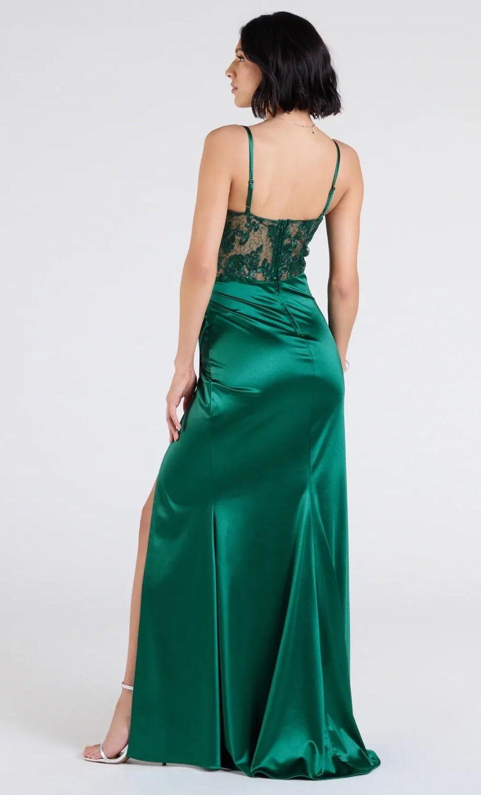Vestido Dania verde esmeralda con aplicación encaje y transparencia
