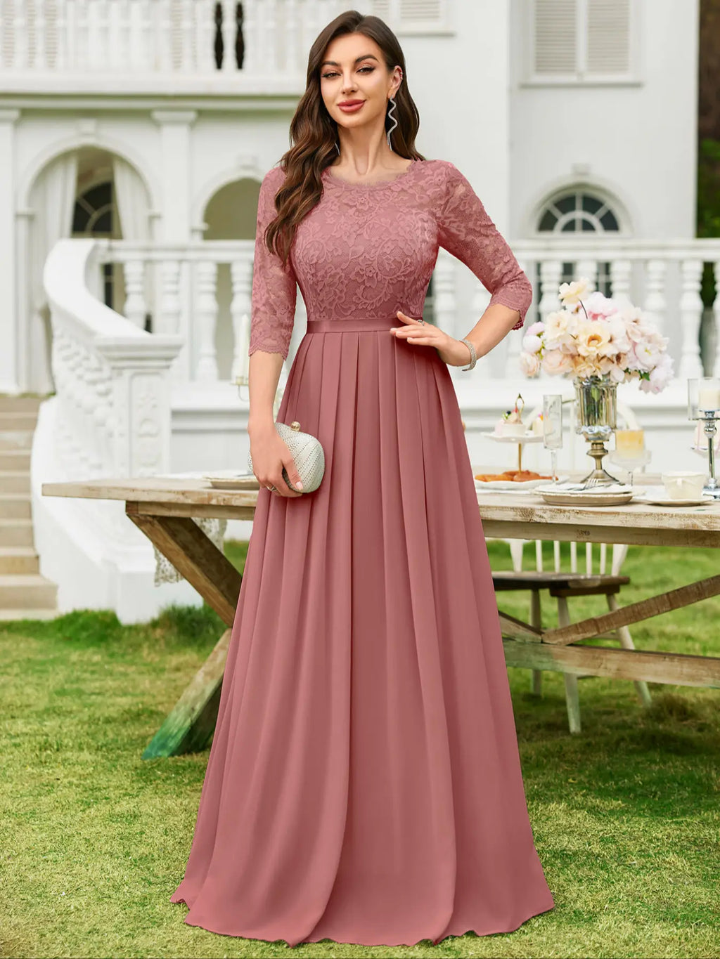 Vestido coral oscuro encaje manga 3/4 y falda chiffon