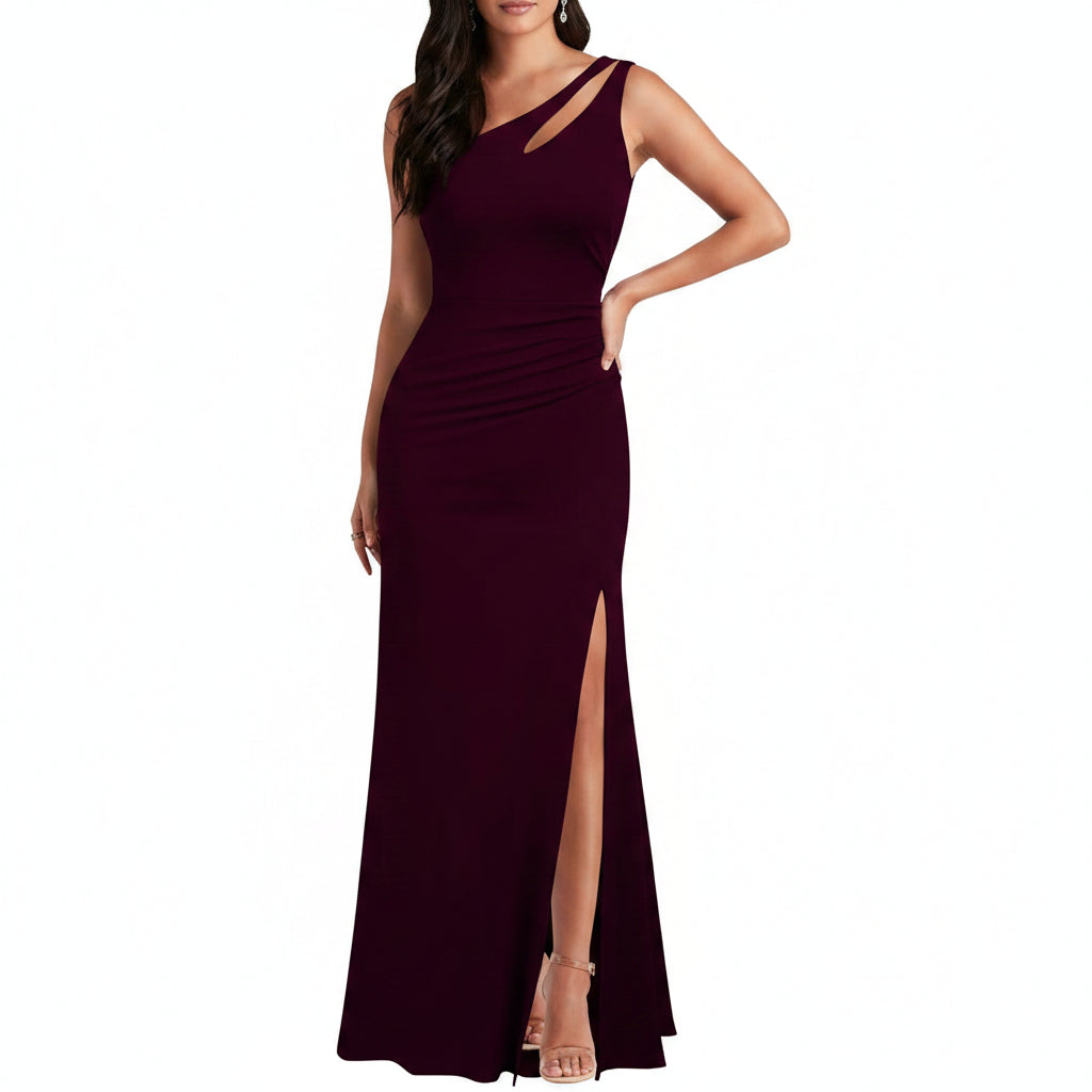 Vestido borgoña de una manga con abertura lateral