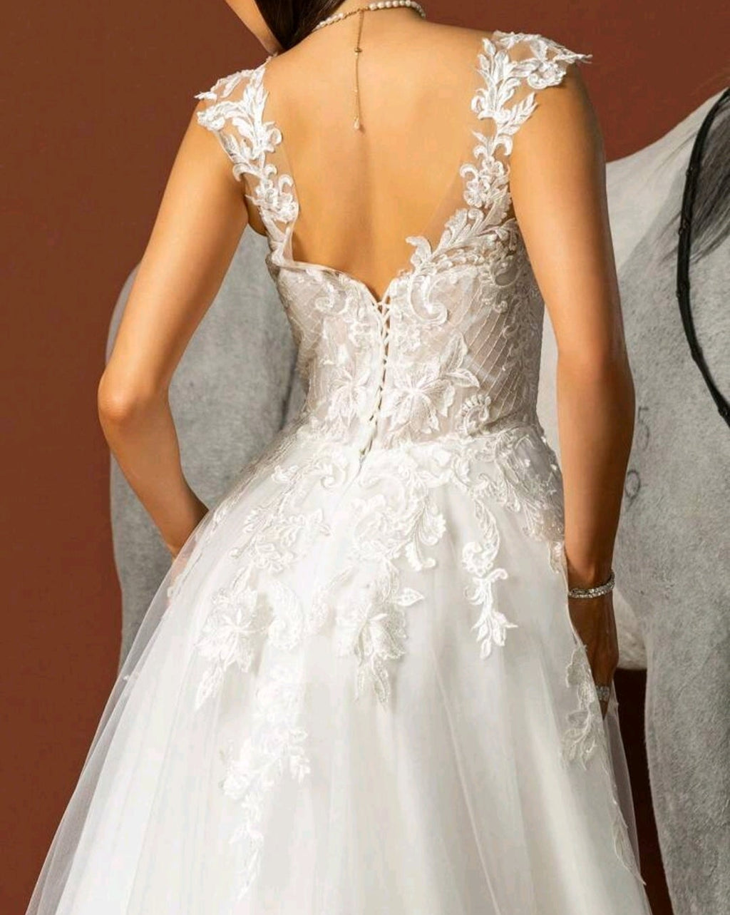 Vestido de Novia Cuento de Hadas – Elegancia Línea A con Encaje y Tul
