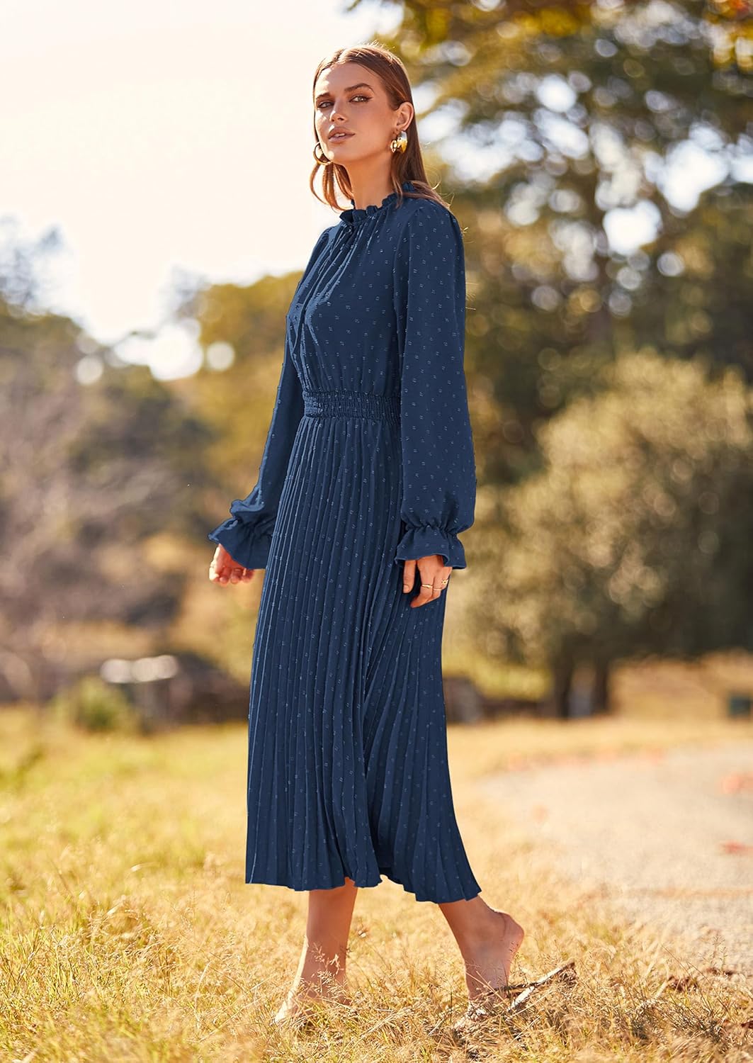 Vestido azul marino manga larga plisado