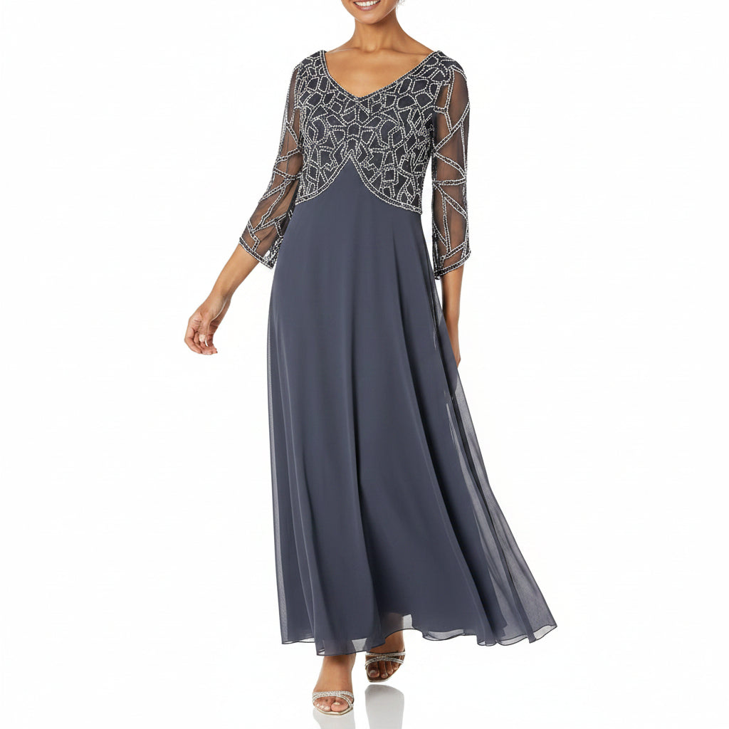 Vestido gris arma plata manga 3/4 con pedrería bordada corte A