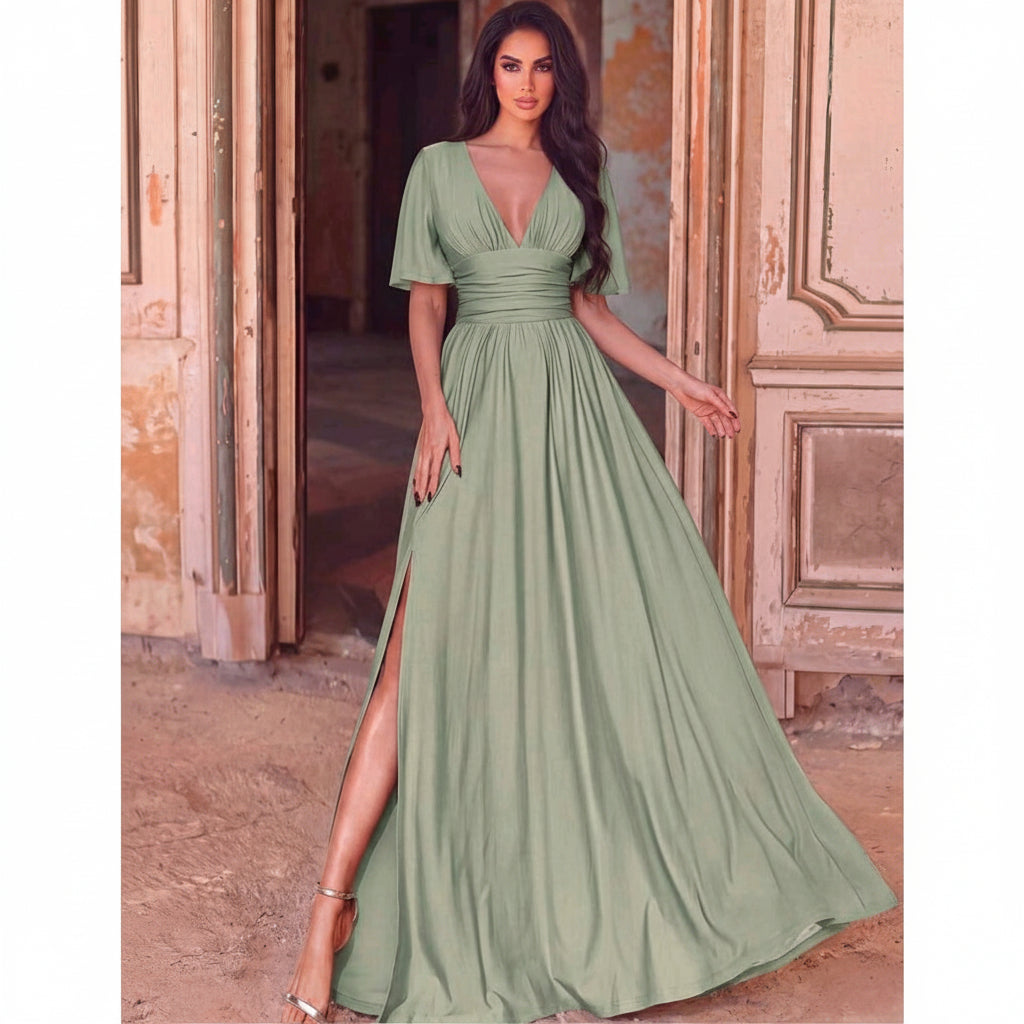 Vestido verde oliva claro corte A con escote pronunciado