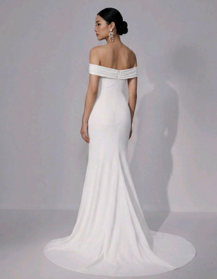 Vestido de Novia y Gala Minimalista con Escote Off-the-Shoulder