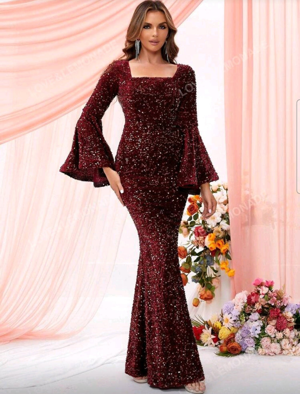 Vestido de lentejuelas vino corte sirena