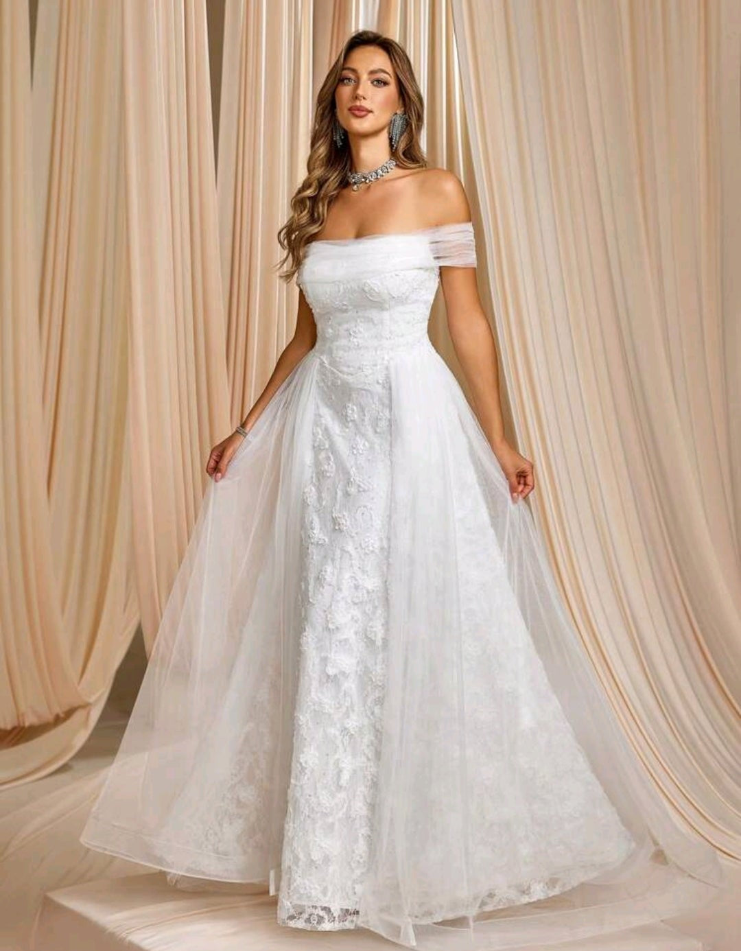 Vestido de Novia Off-the-Shoulder en Encaje Floral con Sobrefalda de Tul
