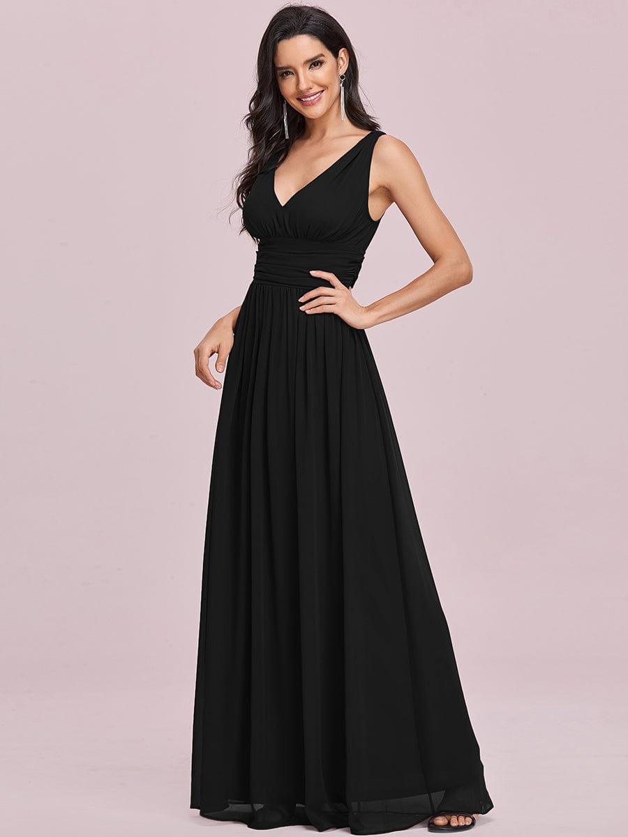 Vestido negro tirante grueso corte A