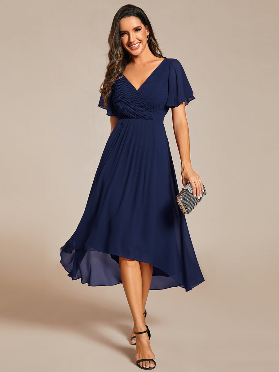 Vestido azul marino midi con escote en V