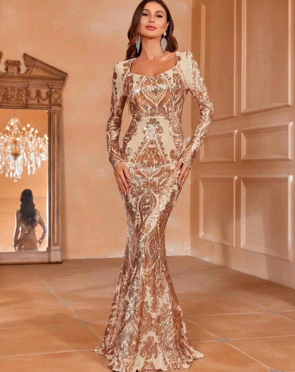 Vestido lentejuelas dorado manga larga