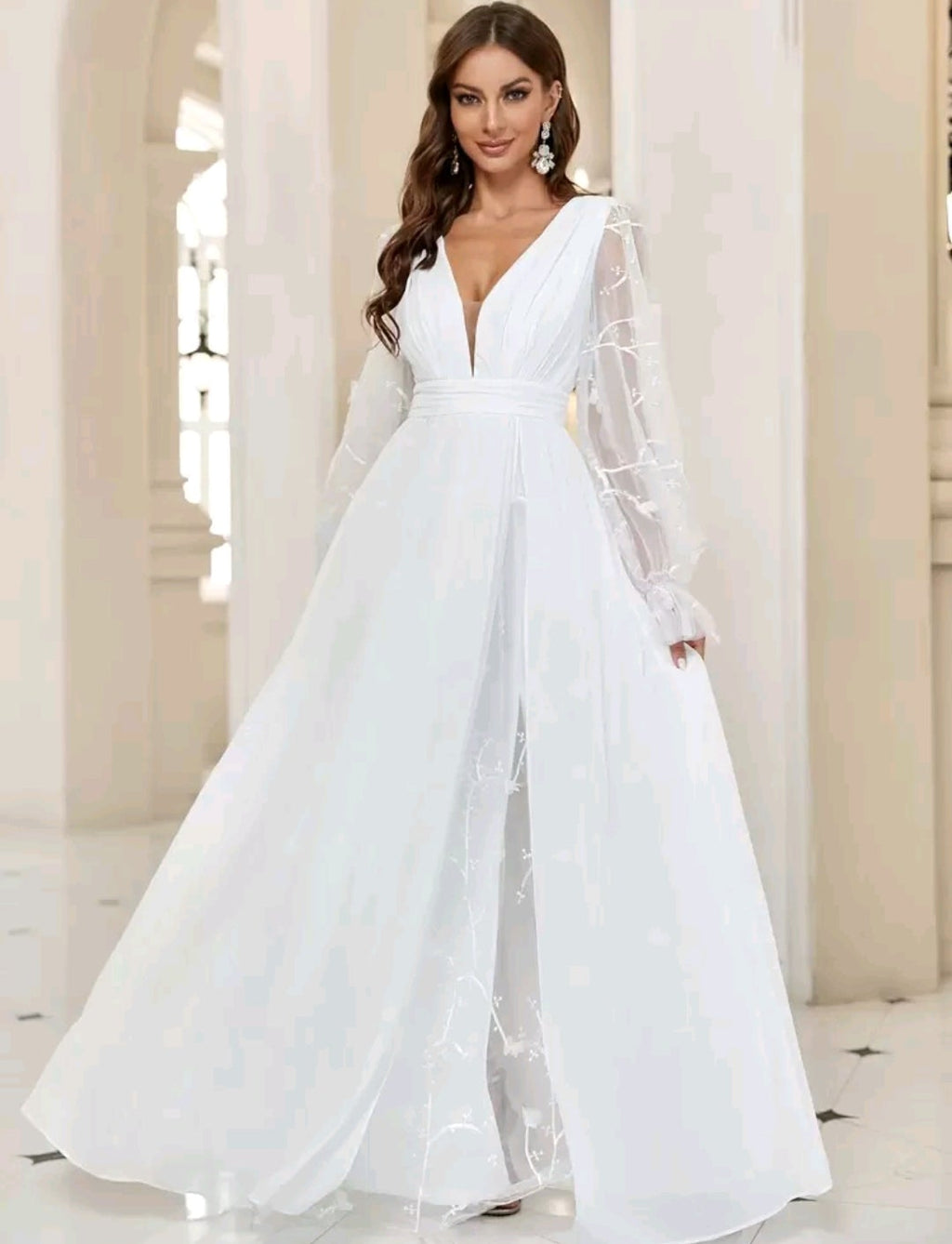 Vestido de Novia/Formal A-Line con Escote en V y Mangas de Gasa Bordadas
