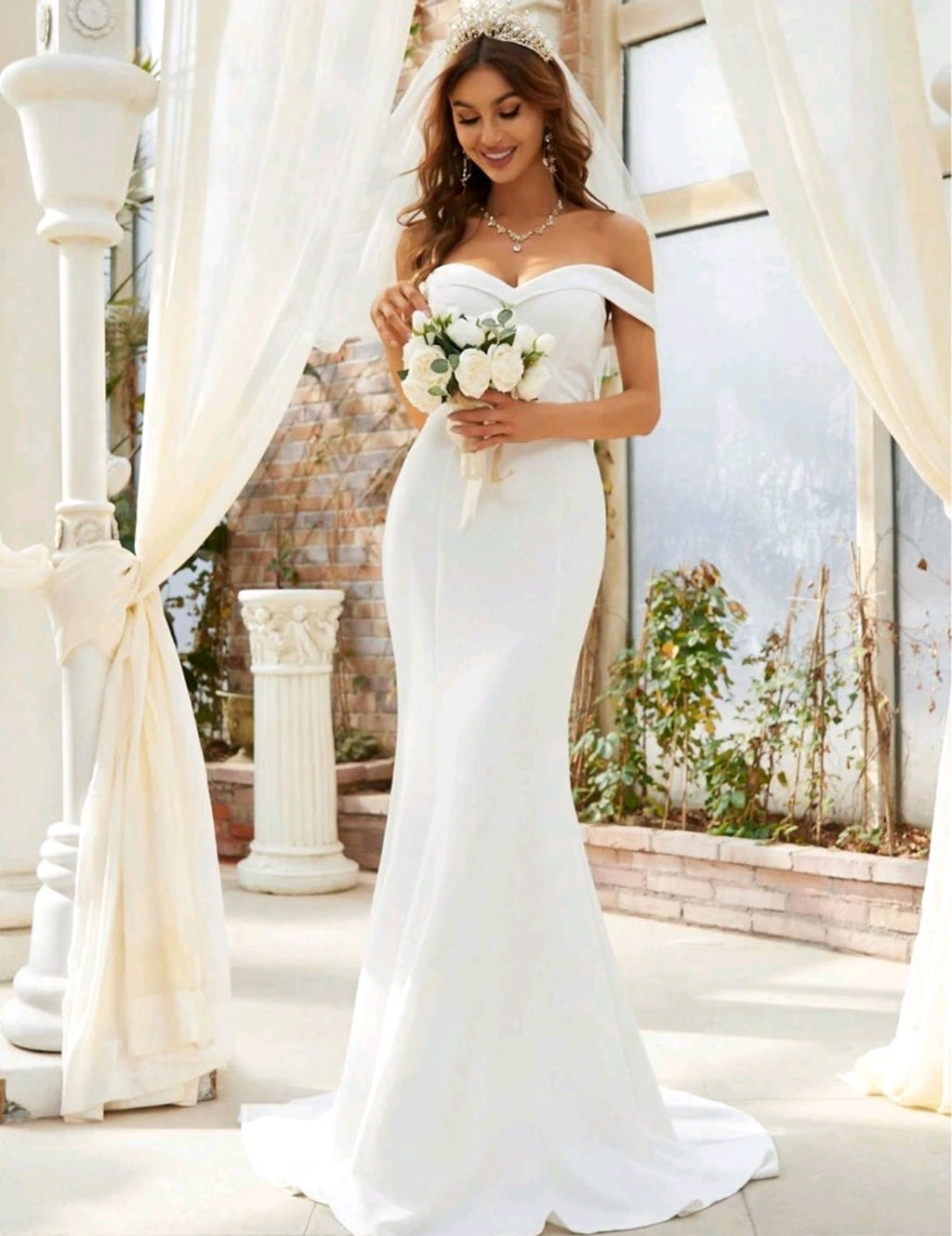 Vestido de Novia Juliette – Elegancia Minimalista y Silueta Real