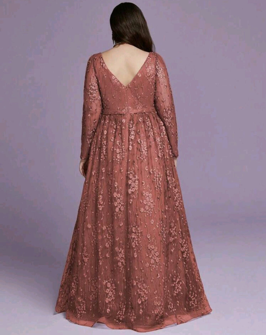 Vestido coral oscuro manga larga corte A
