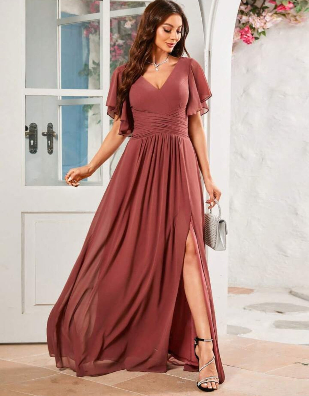 Vestido con escote en V corte A manga mariposa