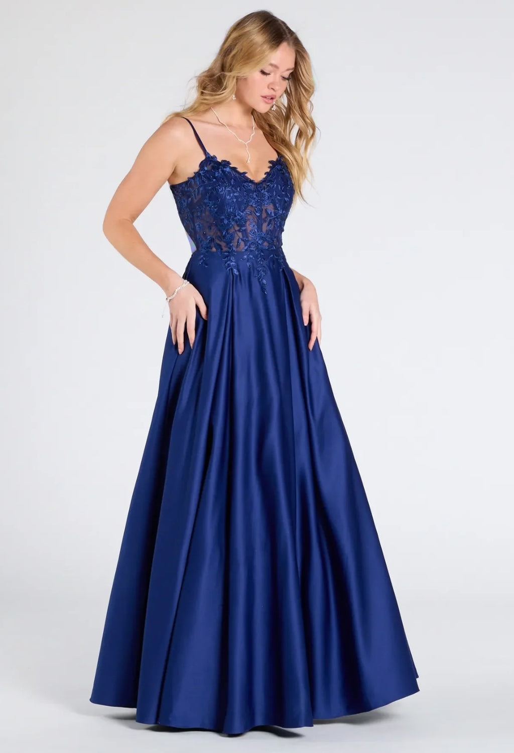 Vestido Myra bordado floral