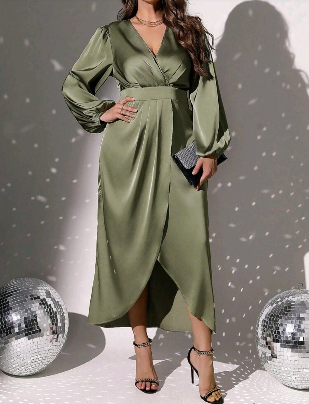 Vestido verde oliva manga larga