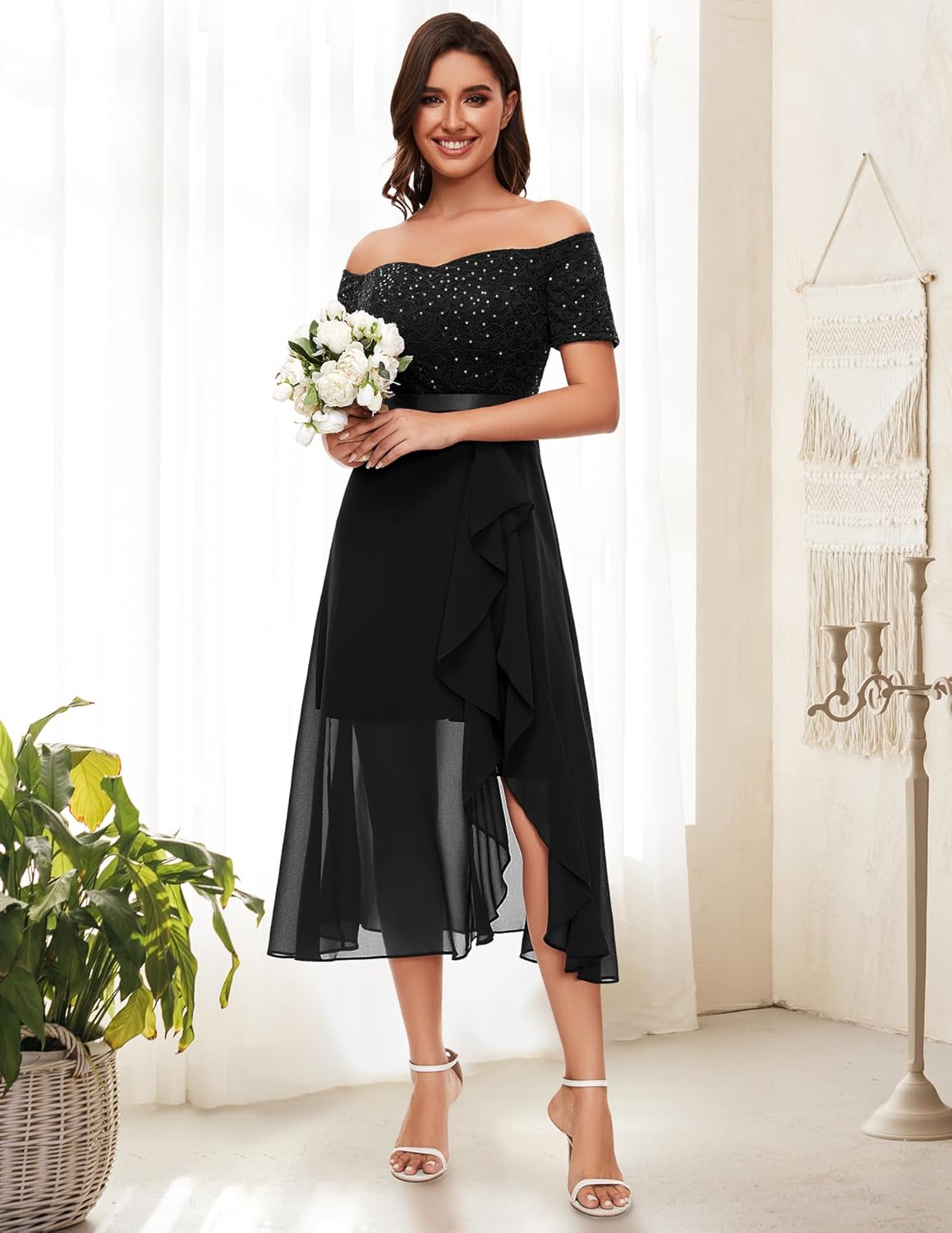 Vestido negro encaje lentejuelas off-the-shoulder y falda chiffon
