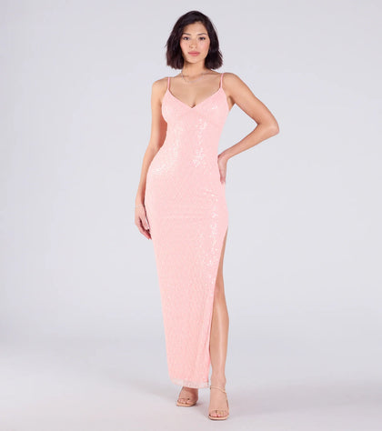 Vestido Dovie coral pastel pedrería con escote en V